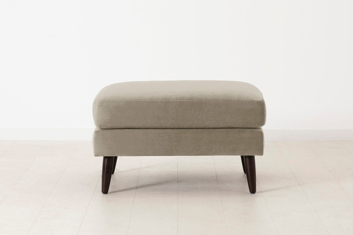 Model 08 Ottoman, Flax