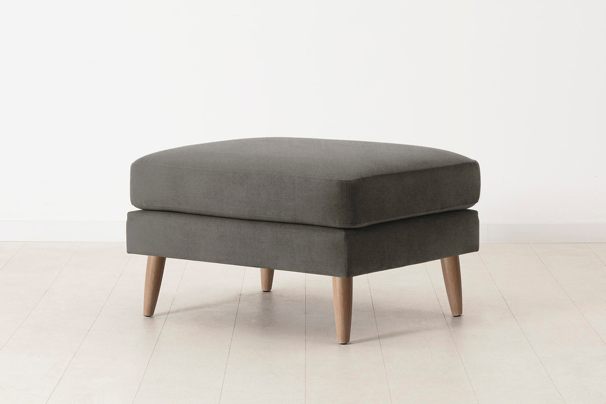 Model 08 Ottoman, Oak / Mink