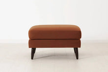 Model 08 ottoman Umber image 01.webp