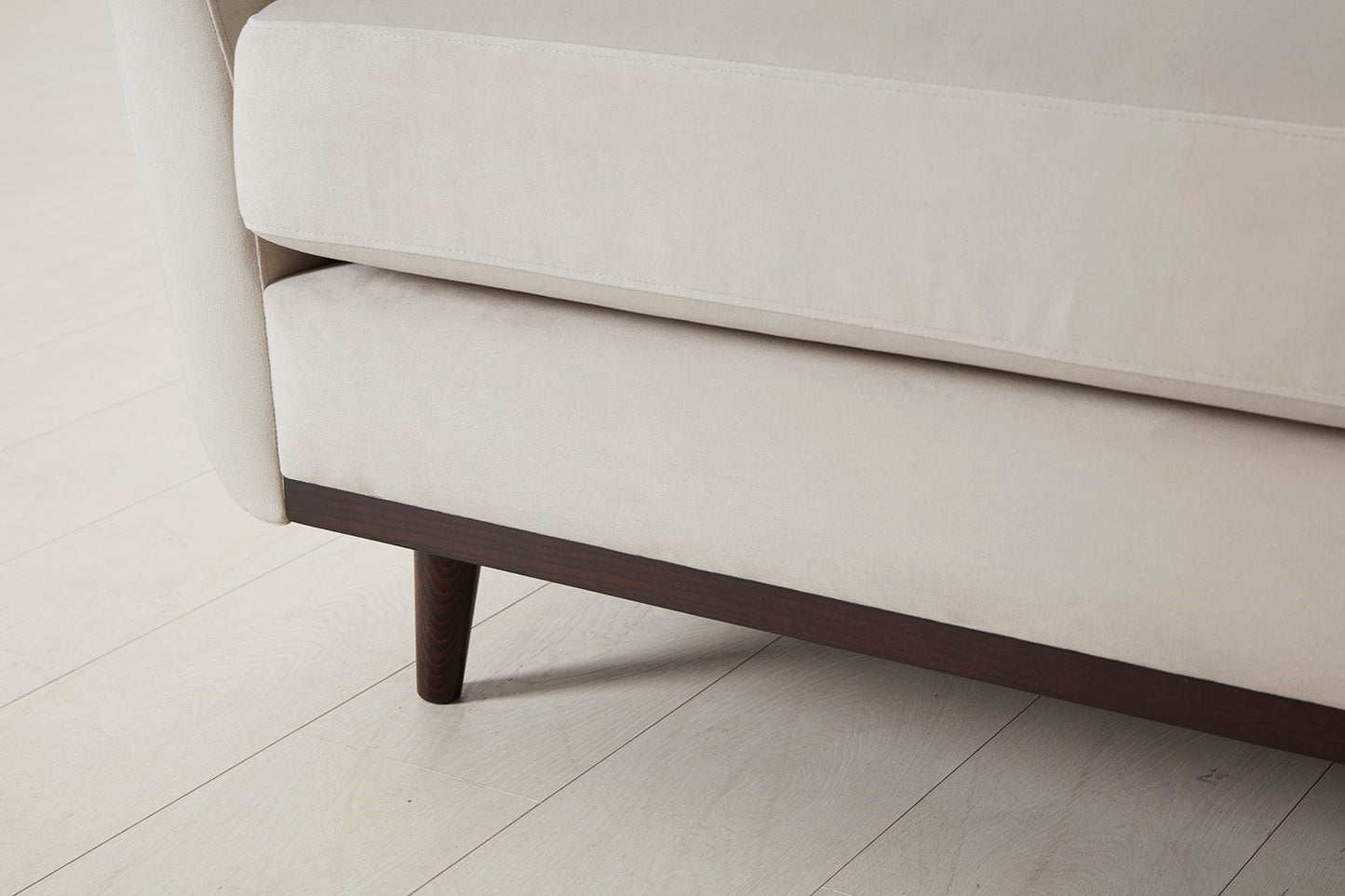 Model 10 Chaise Longue, Bone