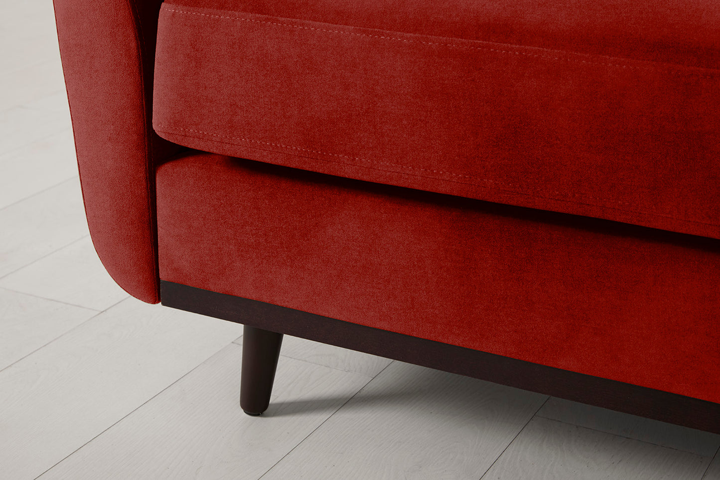 Model 10 Loveseat, Harissa