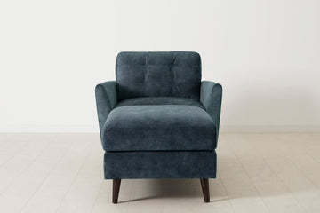 Model 10 chaise lounge image 01 - Ocean.jpg