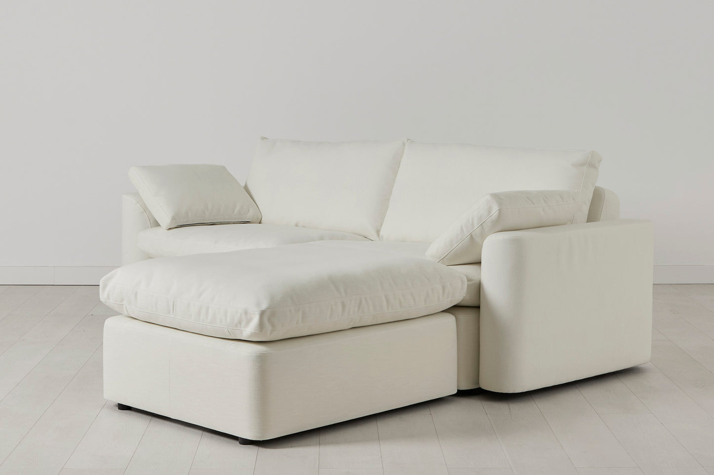 Model 13 3-Seater Right Chaise Sofa, White