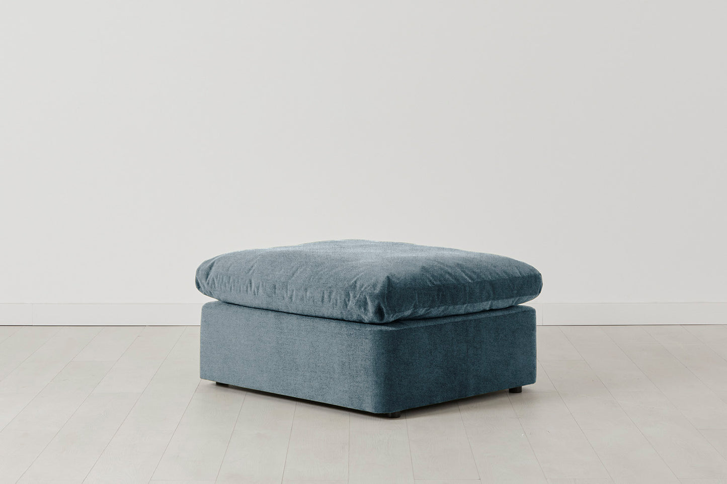 Model 13 Ottoman, Hydro