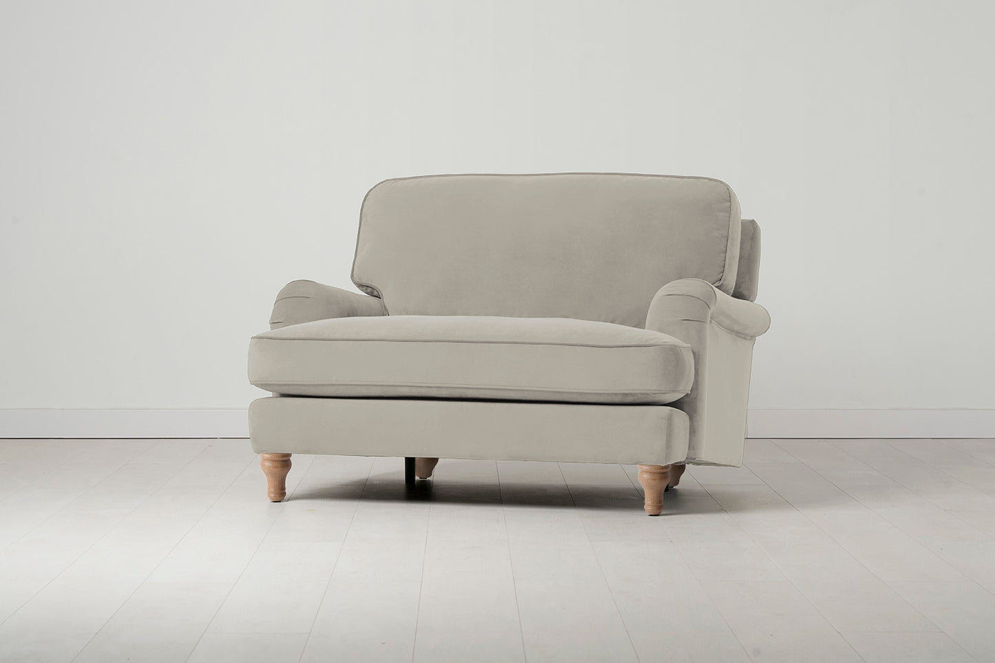 Model 15 Loveseat, Oak / Bone