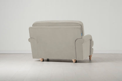 Model 15 Loveseat, Oak / Bone