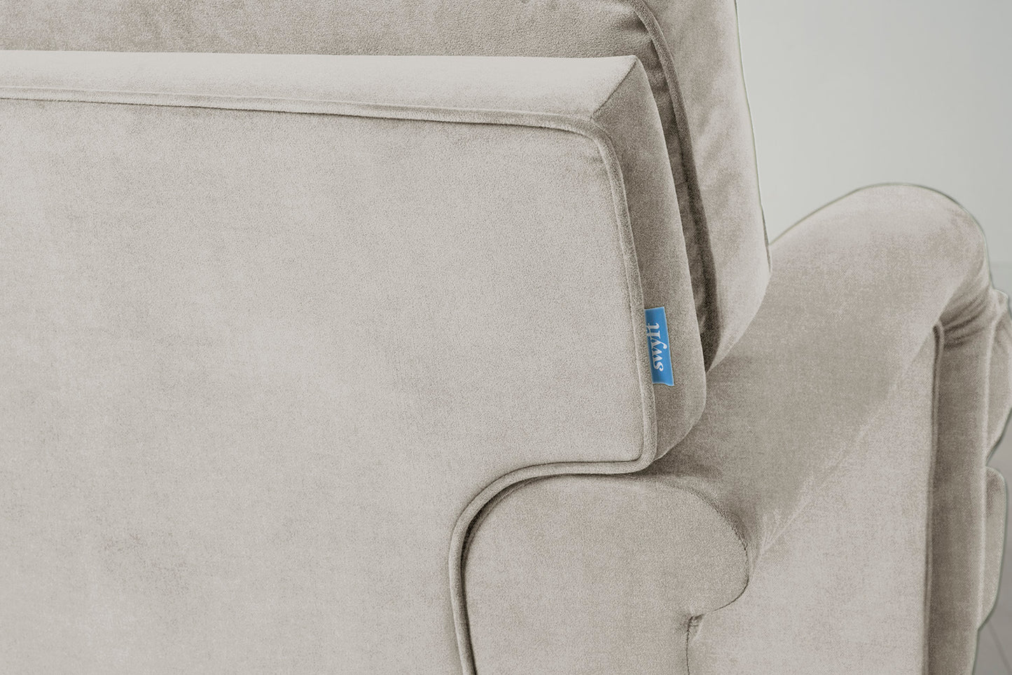 Model 15 Loveseat, Chalk
