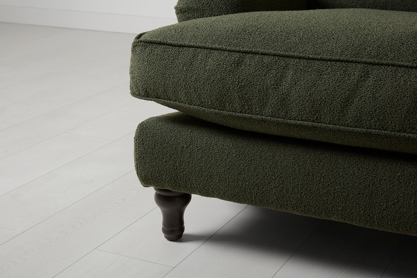 Model 15 Loveseat, Fern