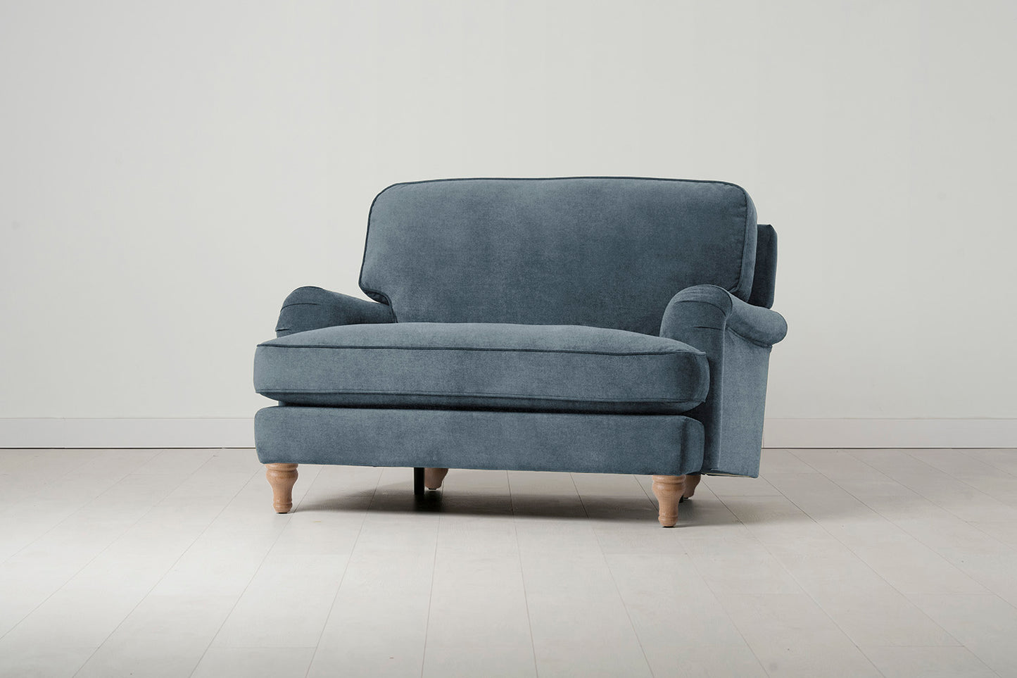 Model 15 Loveseat, Oak / Hydro