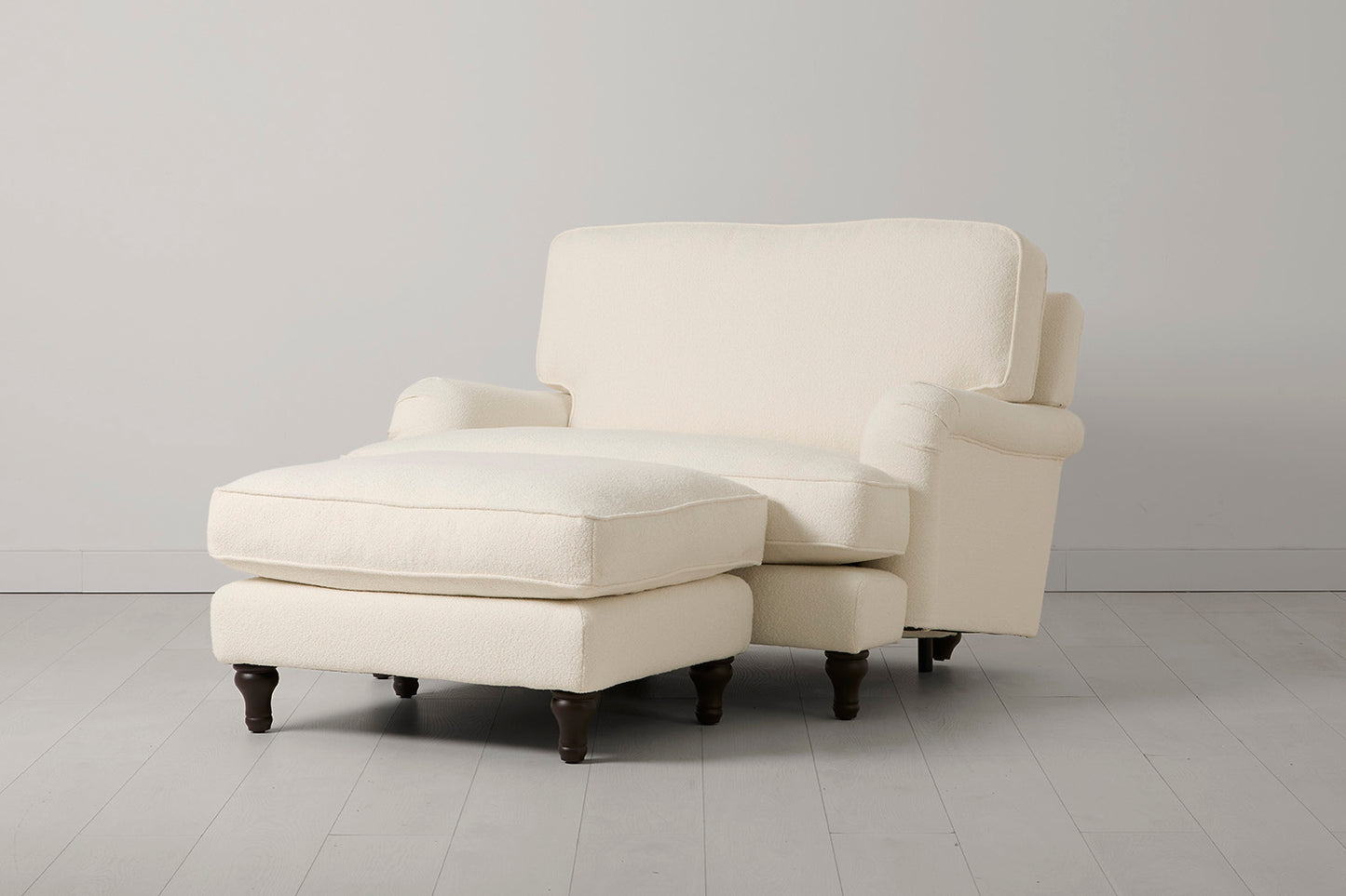 Model 15 Chaise Longue, Ivory