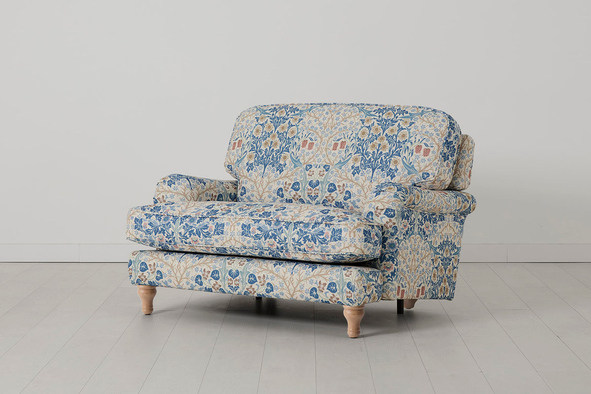 Model 15 Loveseat, Oak / Blackthorn