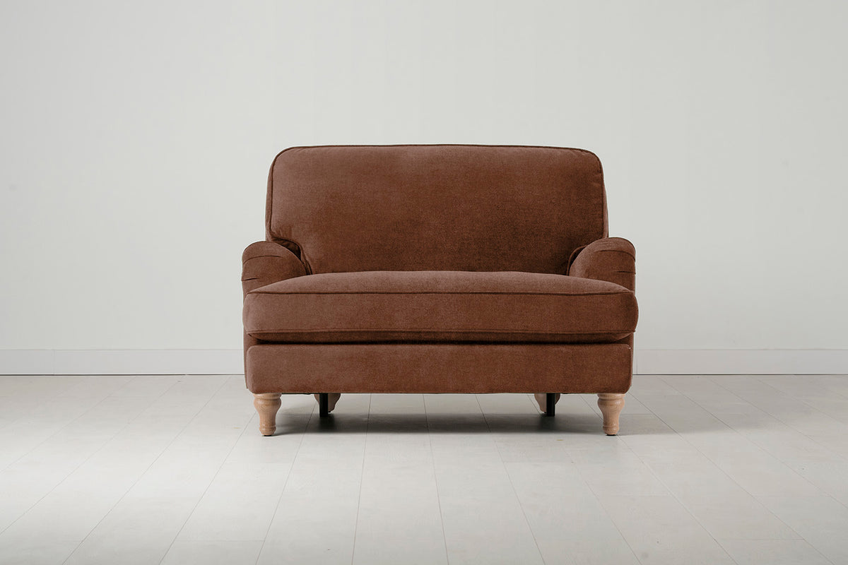 Model 15 Loveseat, Oak / Russet
