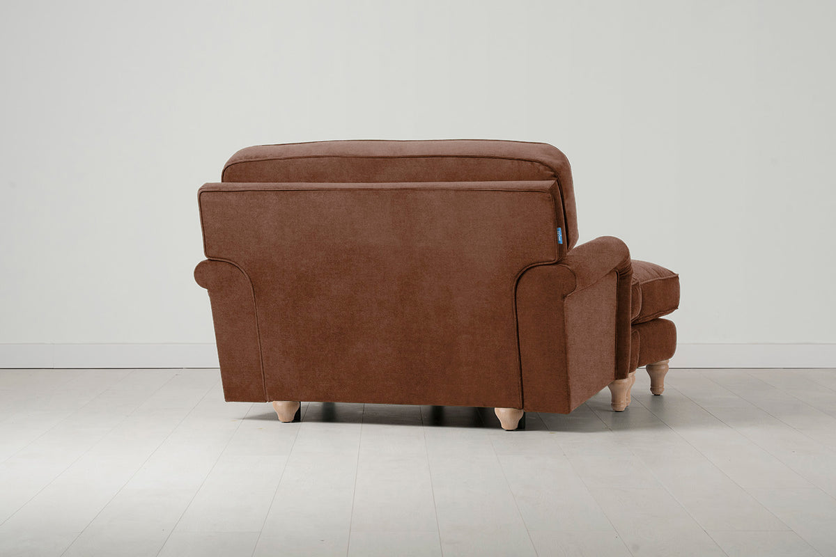 Model 15 Loveseat, Oak / Russet