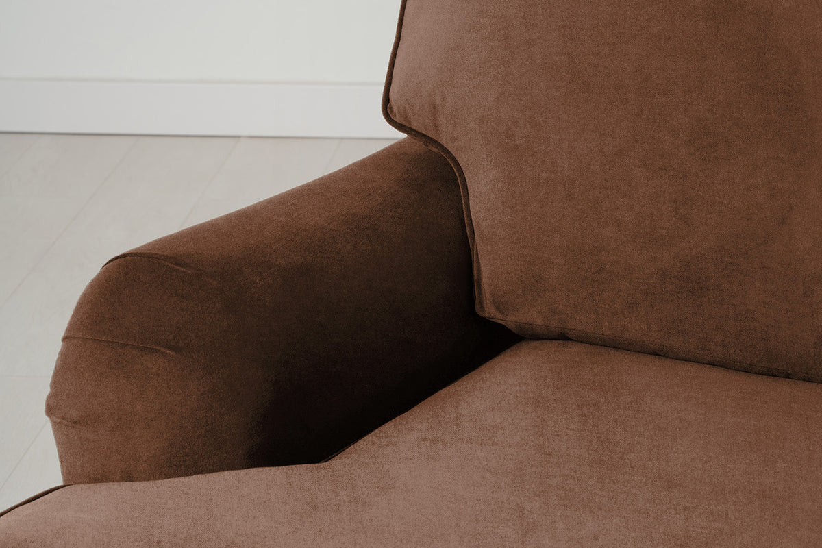Model 15 Loveseat, Oak / Russet