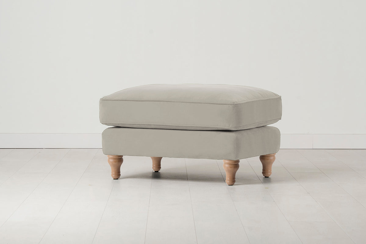 Model 15 Ottoman, Oak / Bone