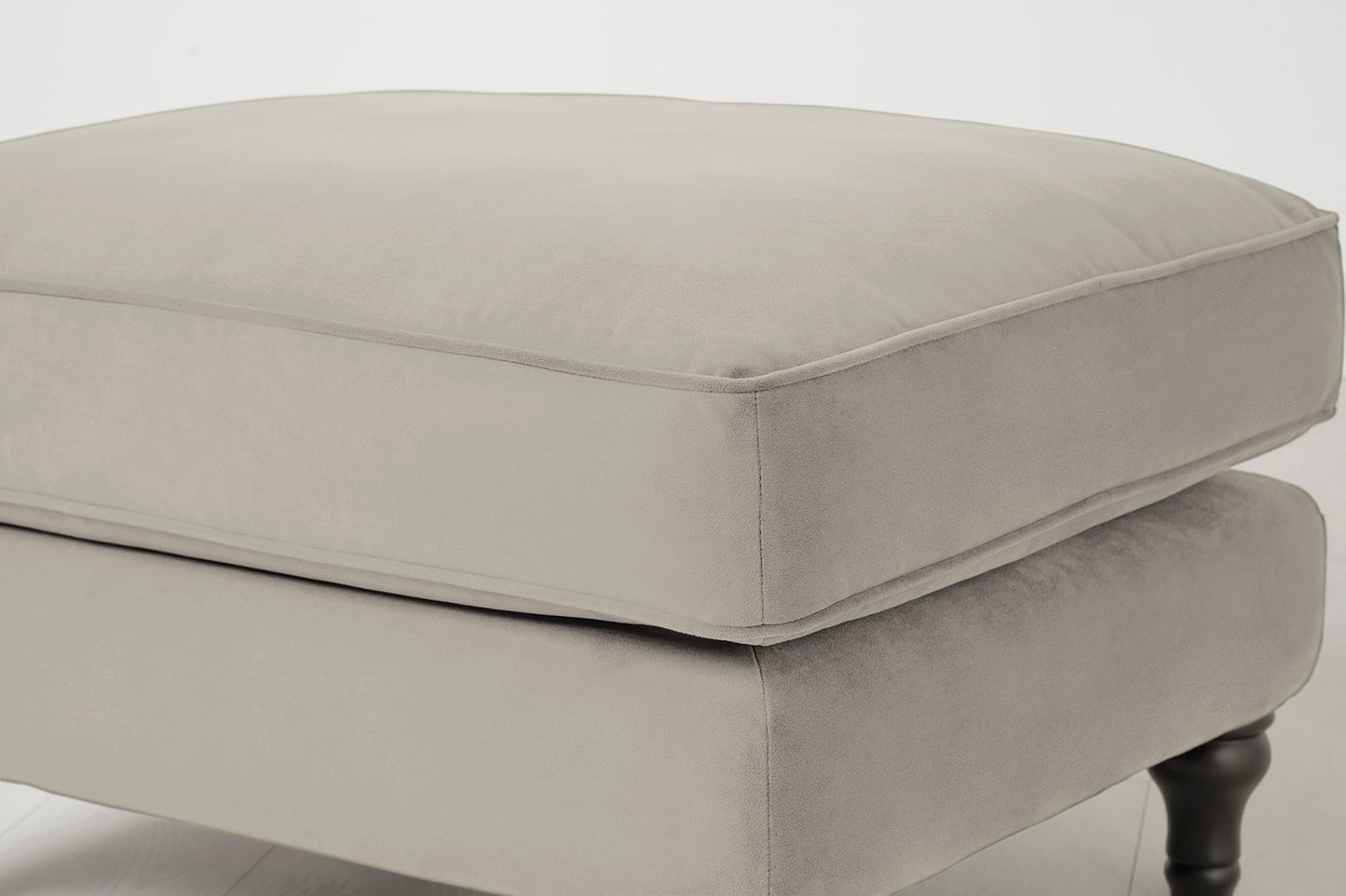 Model 15 Ottoman, Bone