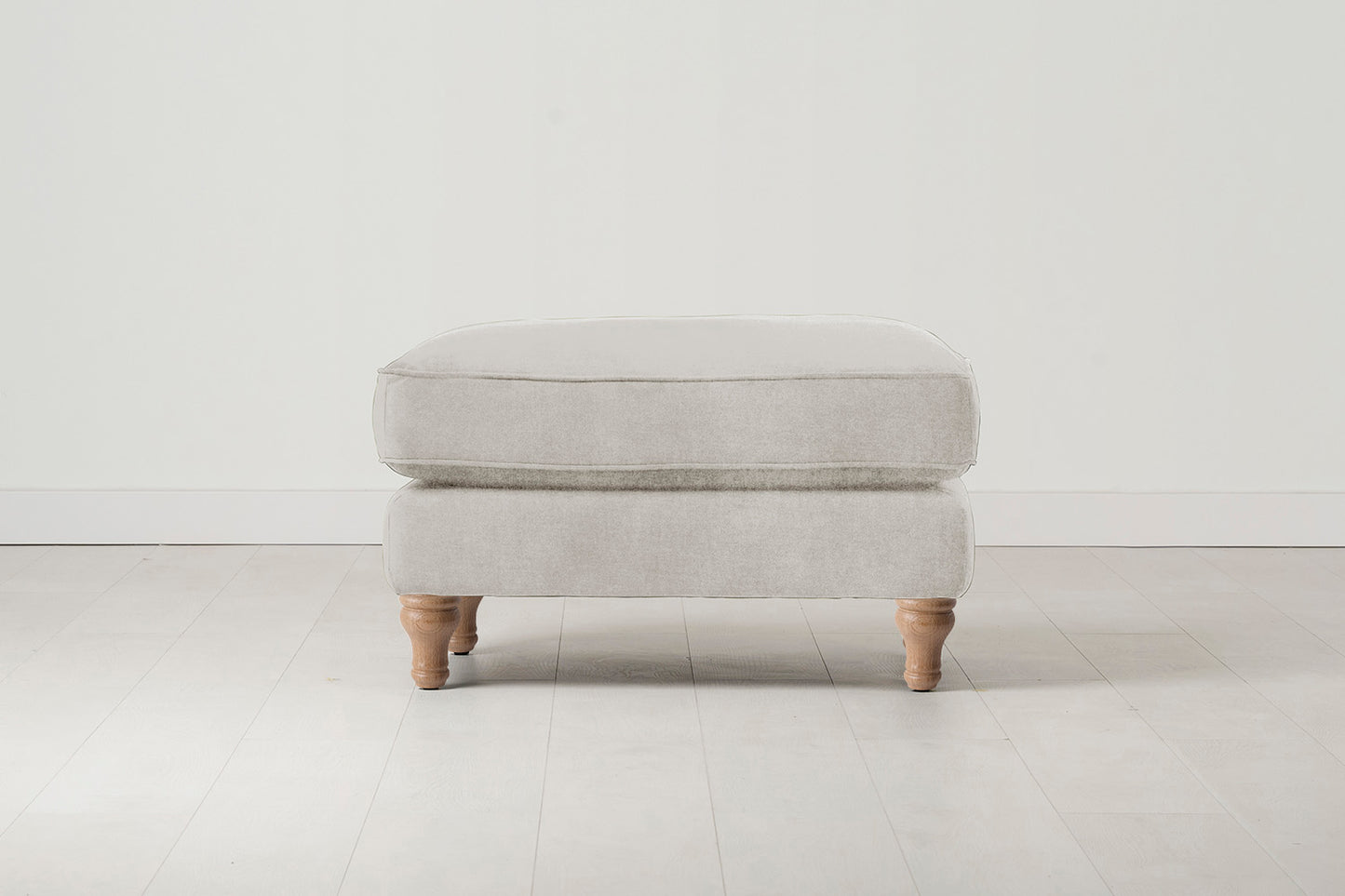 Model 15 Ottoman, Oak / Chalk