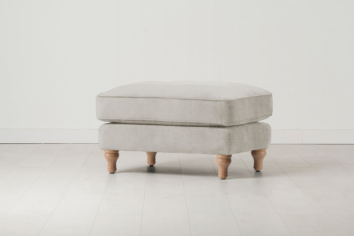 Model 15 Ottoman, Oak / Chalk