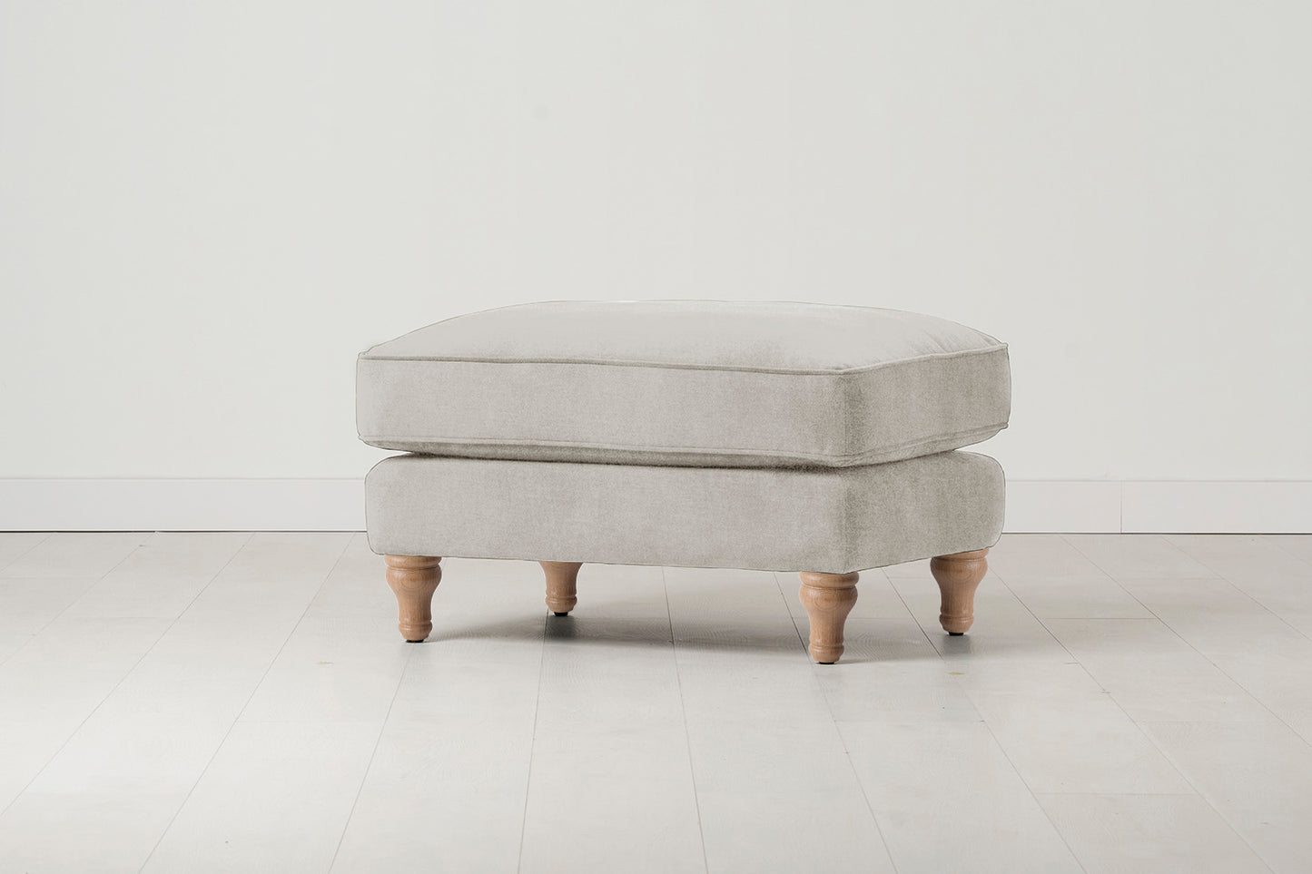Model 15 Ottoman, Oak / Chalk