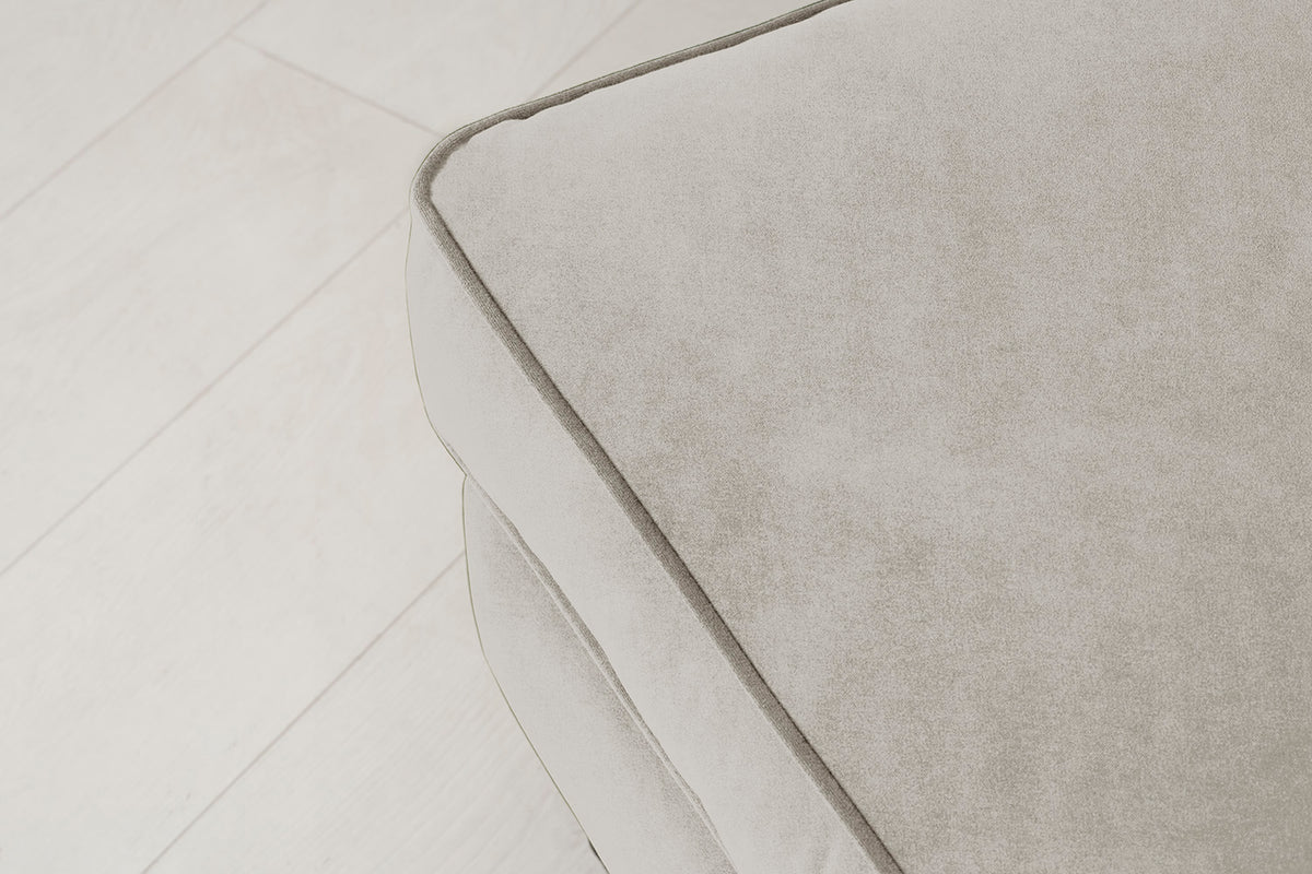 Model 15 Ottoman, Chalk
