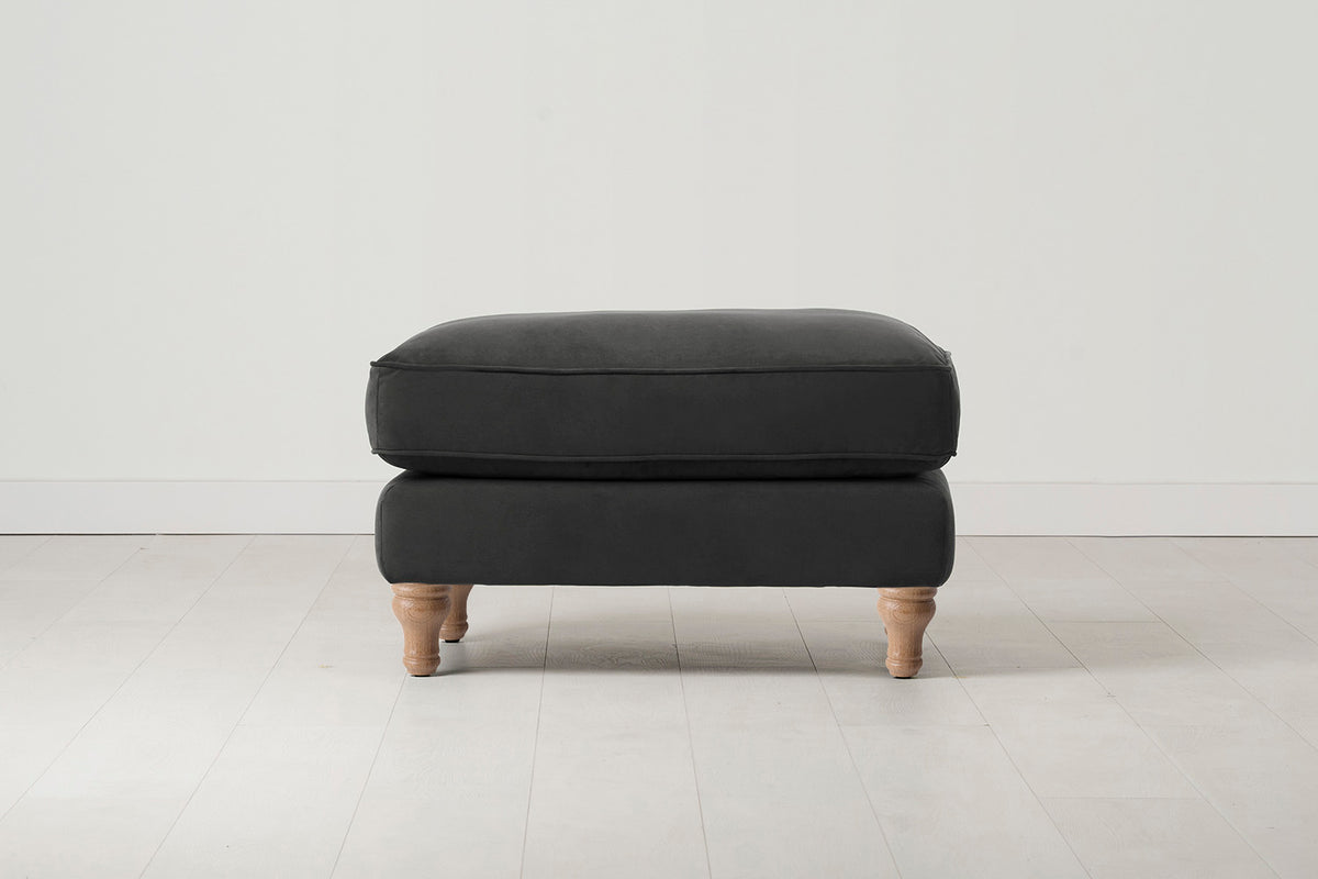 Model 15 Ottoman, Oak / Charcoal