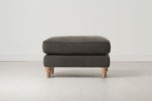 Model 15 Ottoman, Oak / Elephant