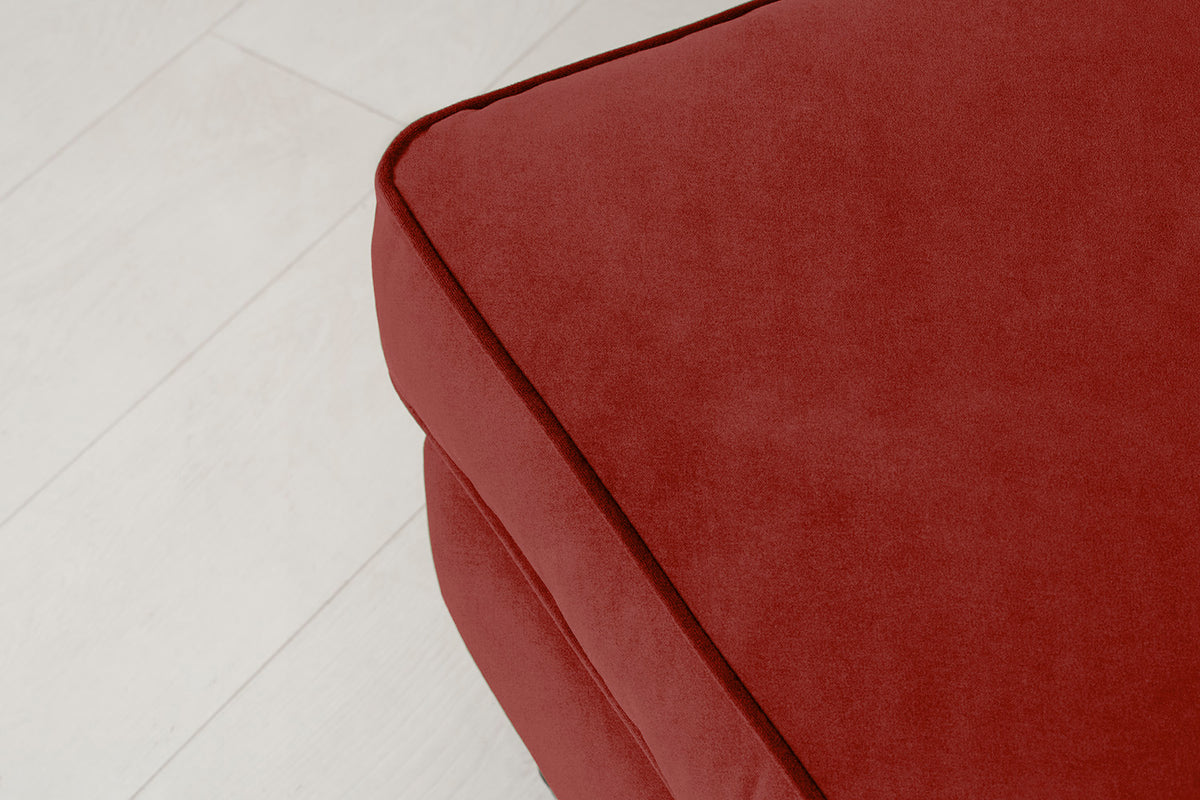 Model 15 Ottoman, Harissa