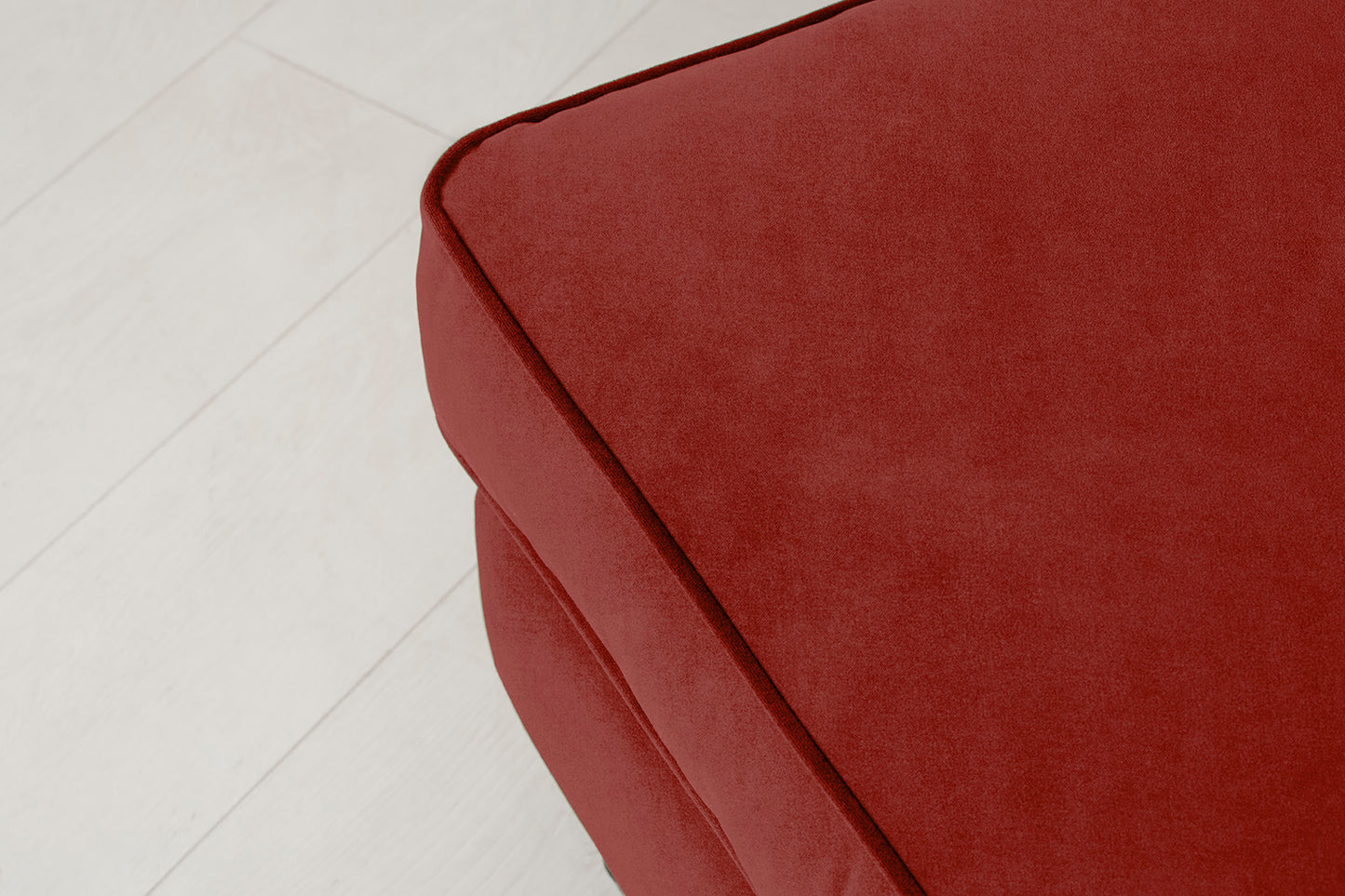 Model 15 Ottoman, Harissa
