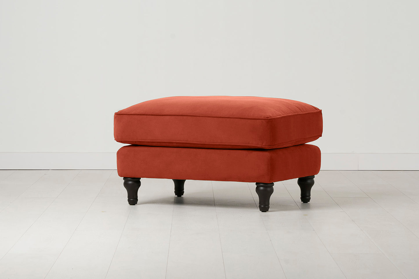 Model 15 Ottoman, Paprika