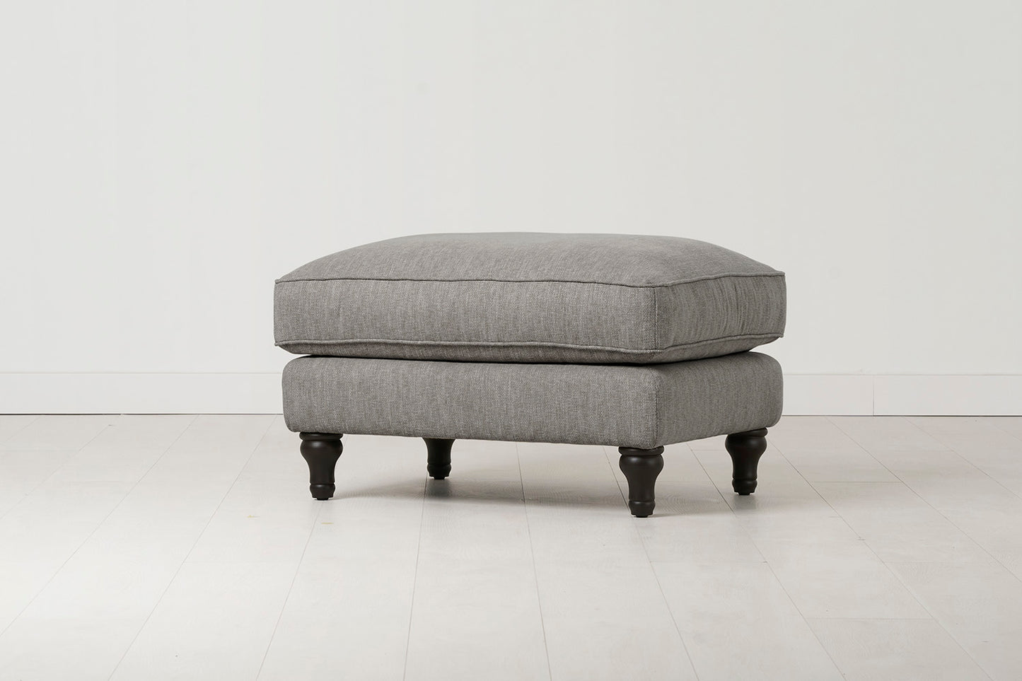 Model 15 Ottoman, Shadow
