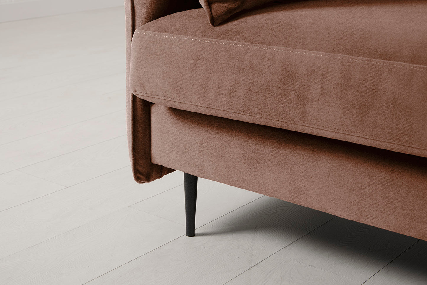Model 19 Loveseat, Russet