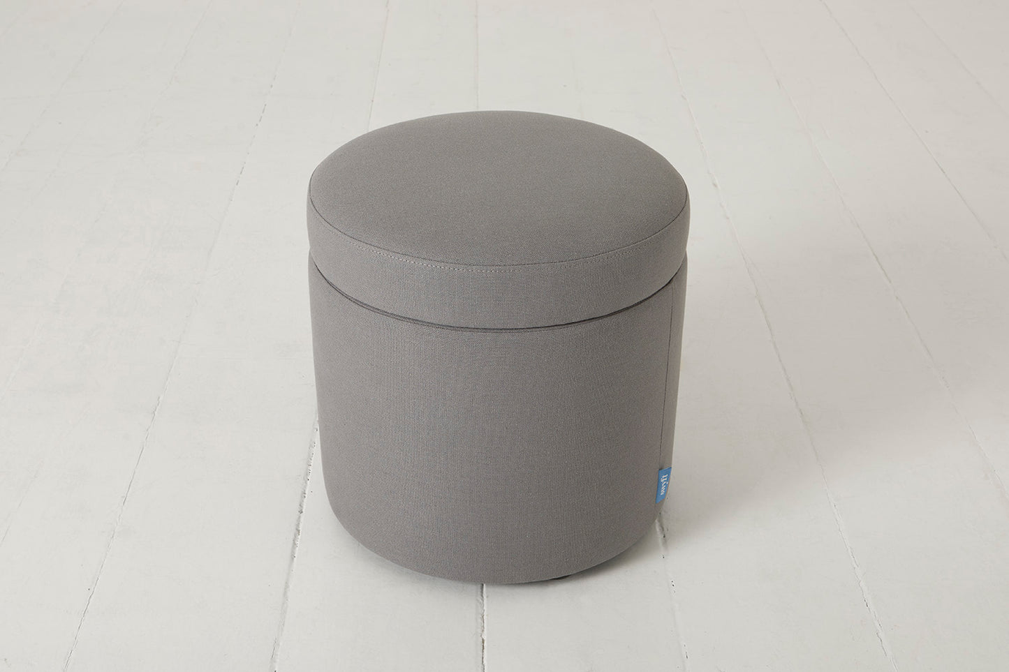 Storage 03, Risso