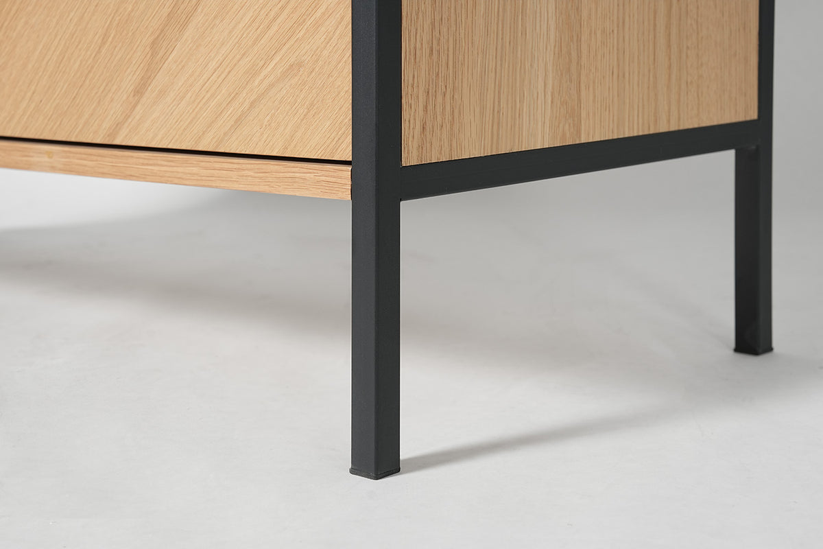 Sideboard 06