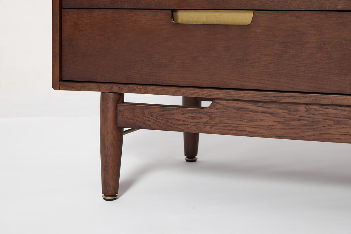 Sideboard 01, Walnut
