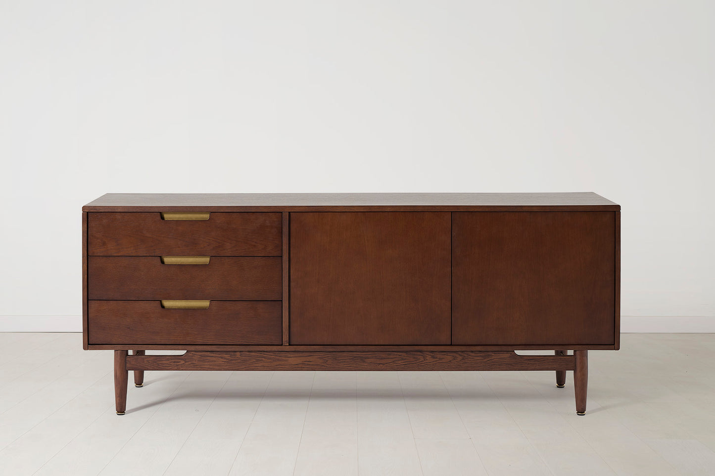 Sideboard 01, Walnut