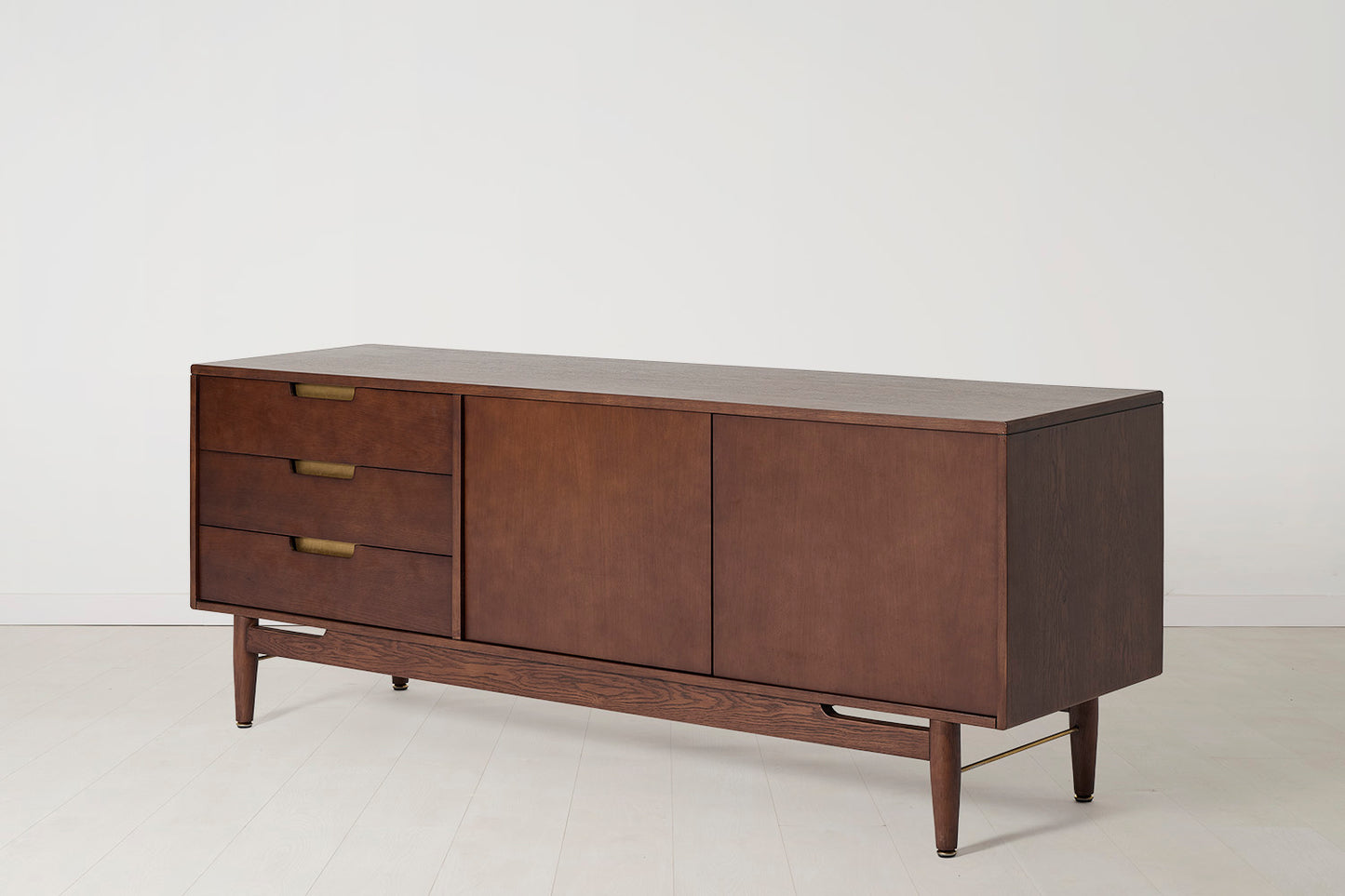 Sideboard 01, Walnut