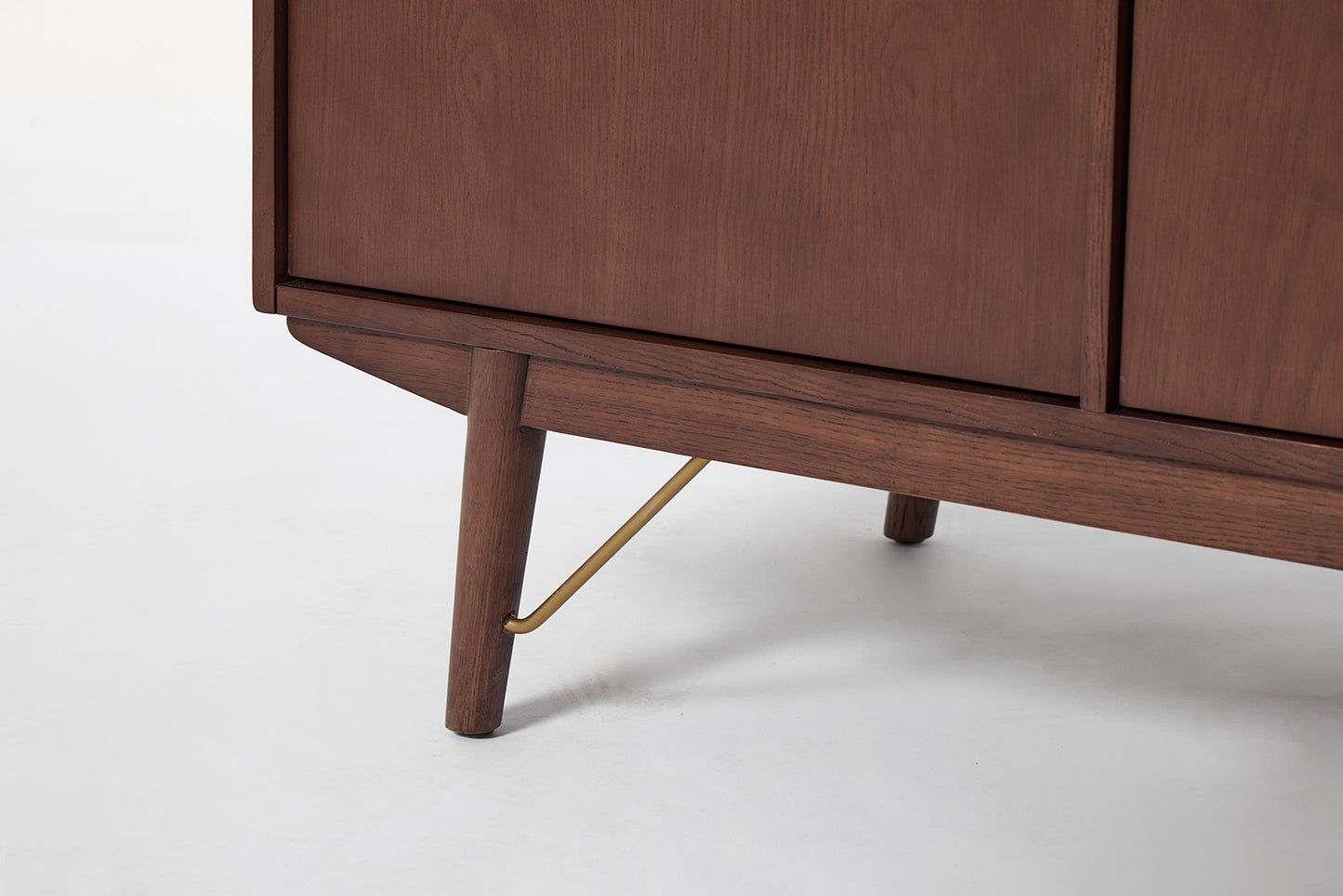 Sideboard 02