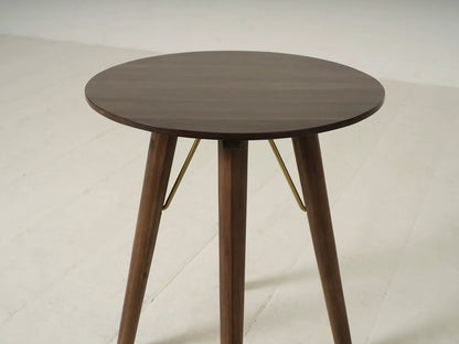 Side Table 01, Walnut