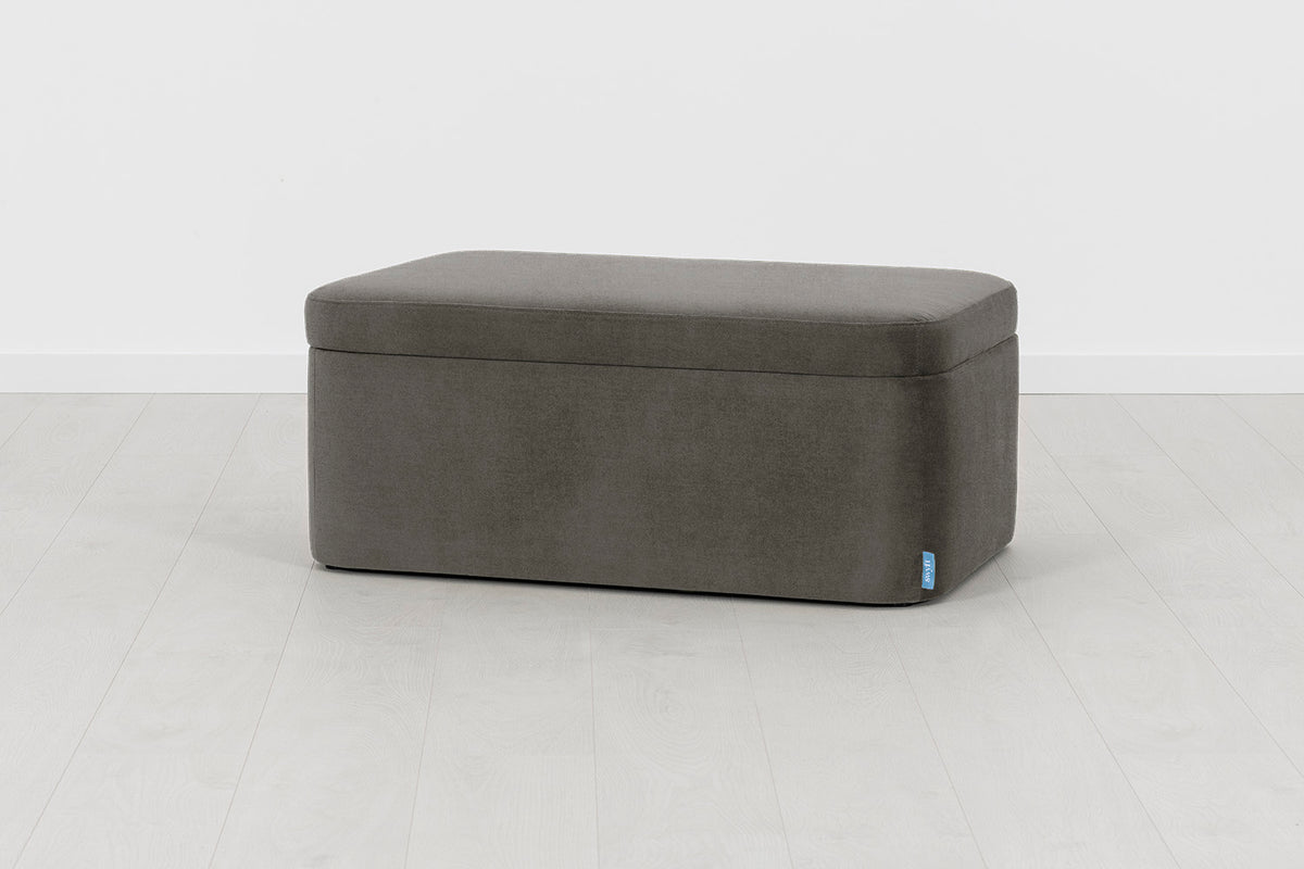 Storage 02, Mink