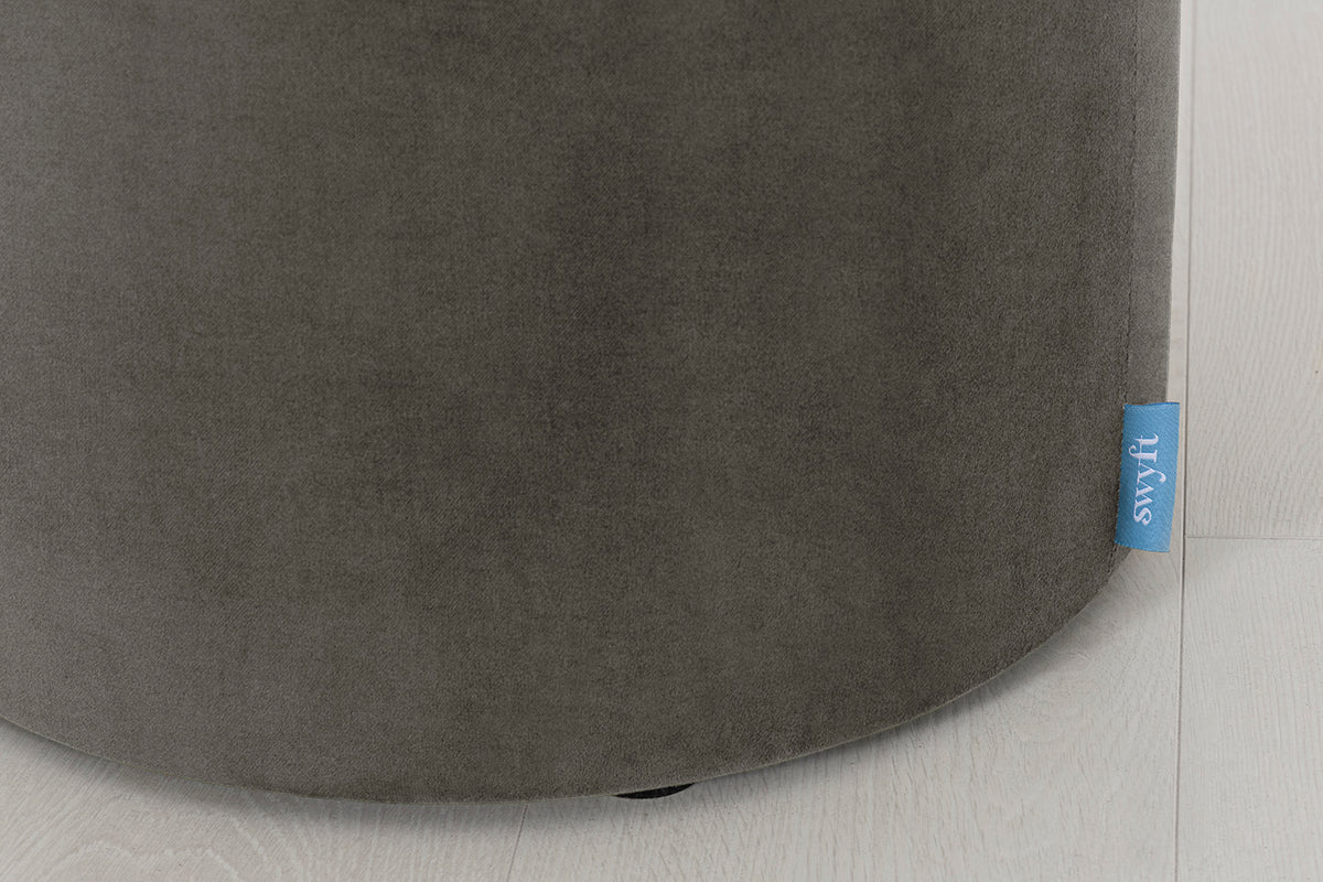 Storage 03, Mink