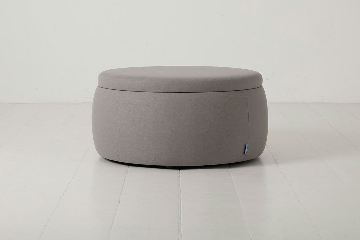Storage 01, Risso