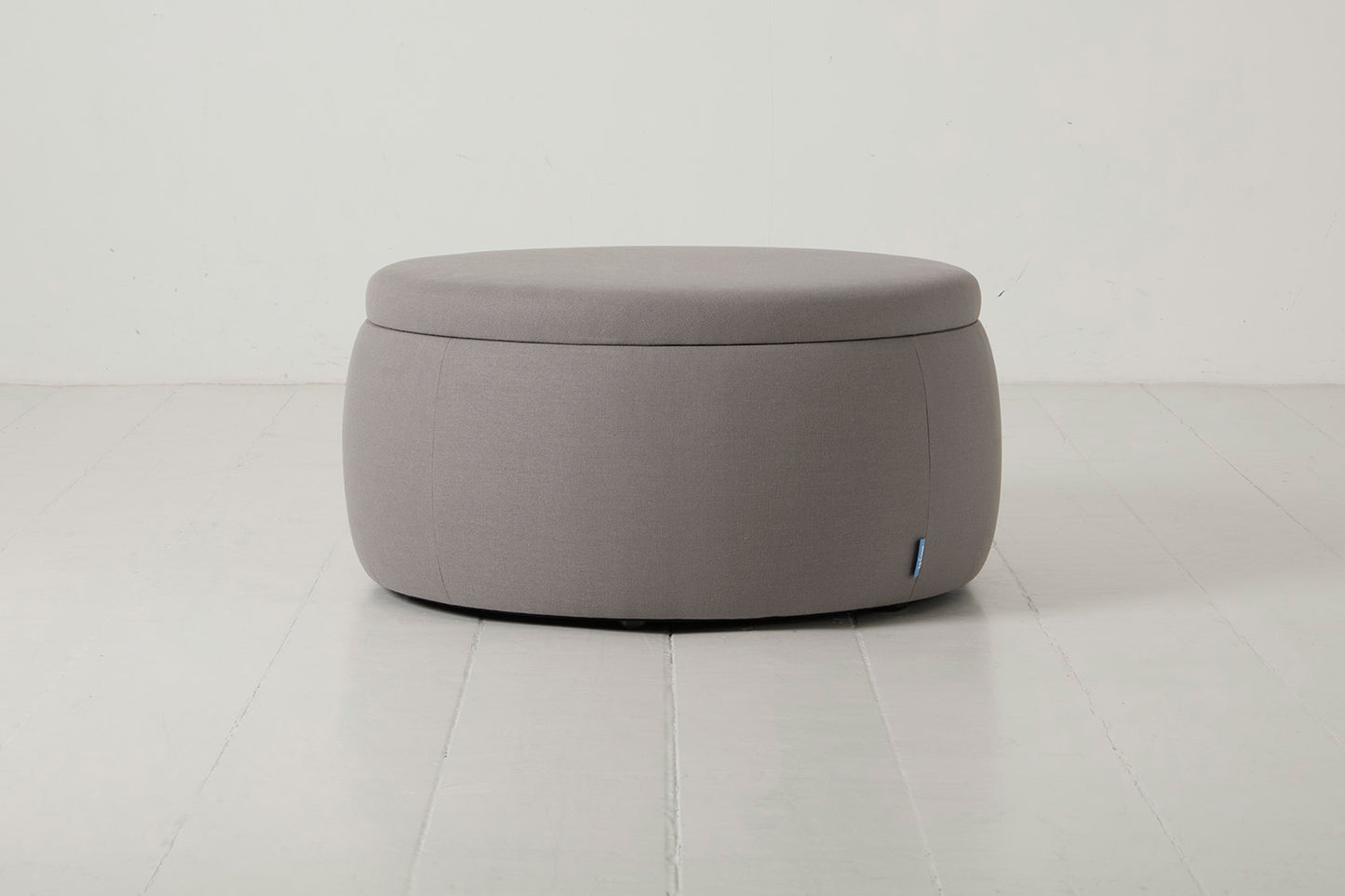 Storage 01, Risso