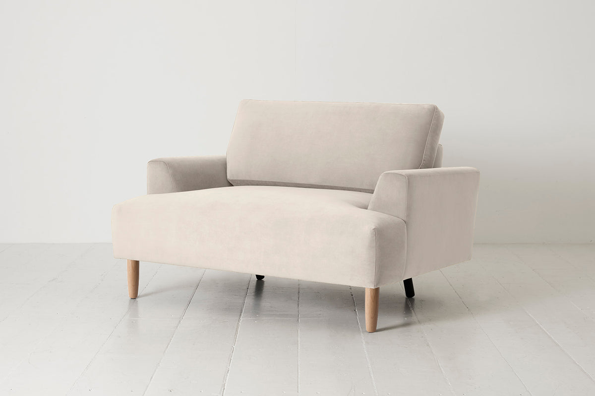 Model 05 Loveseat, Oak / Bone