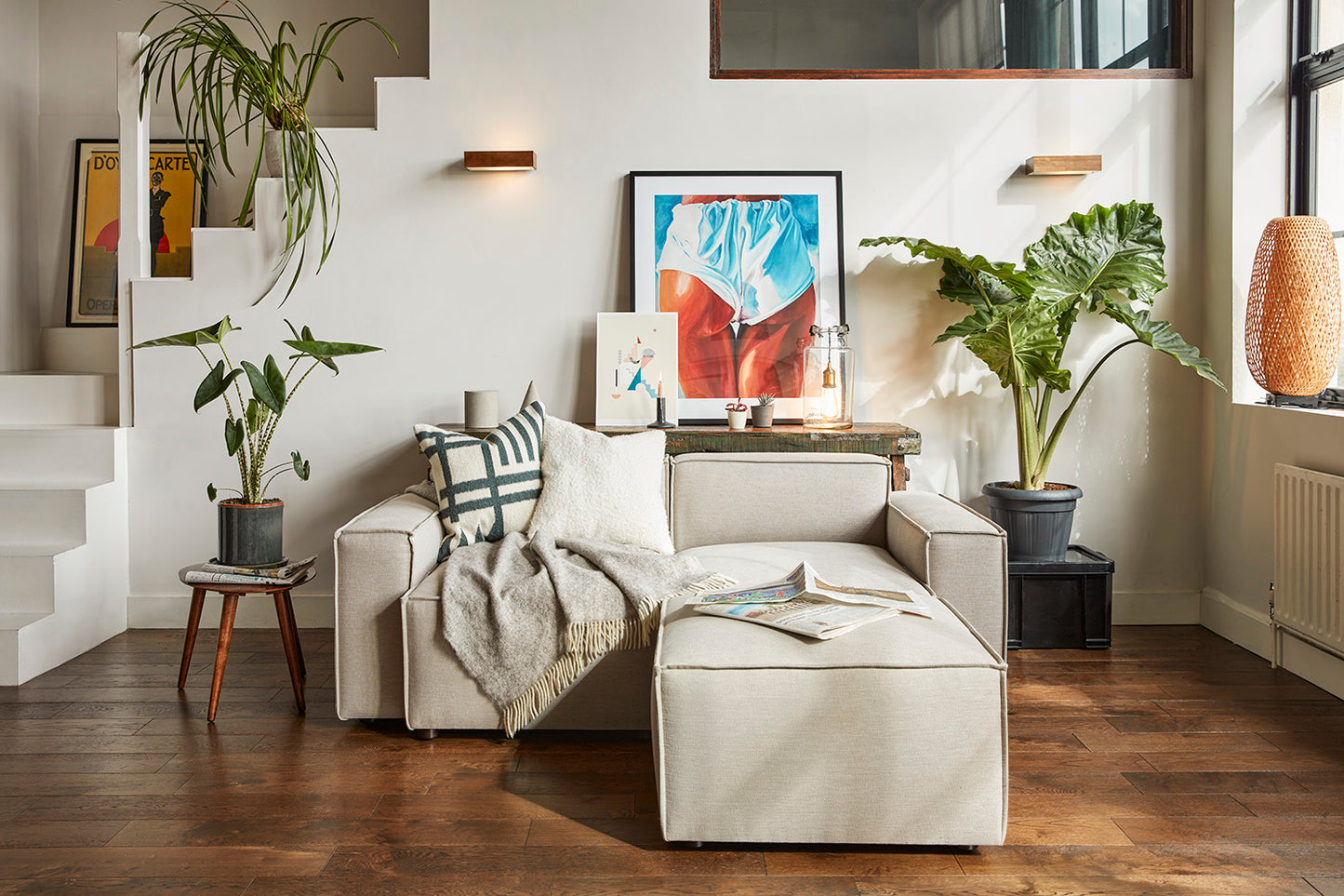 Model 03 2-Seater Left Chaise Sofa