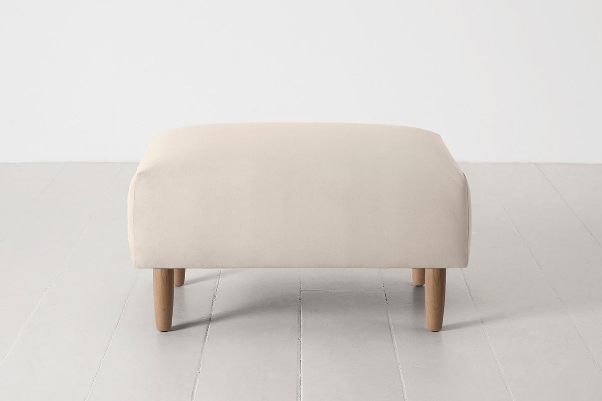 Model 05 Ottoman, Oak / Bone