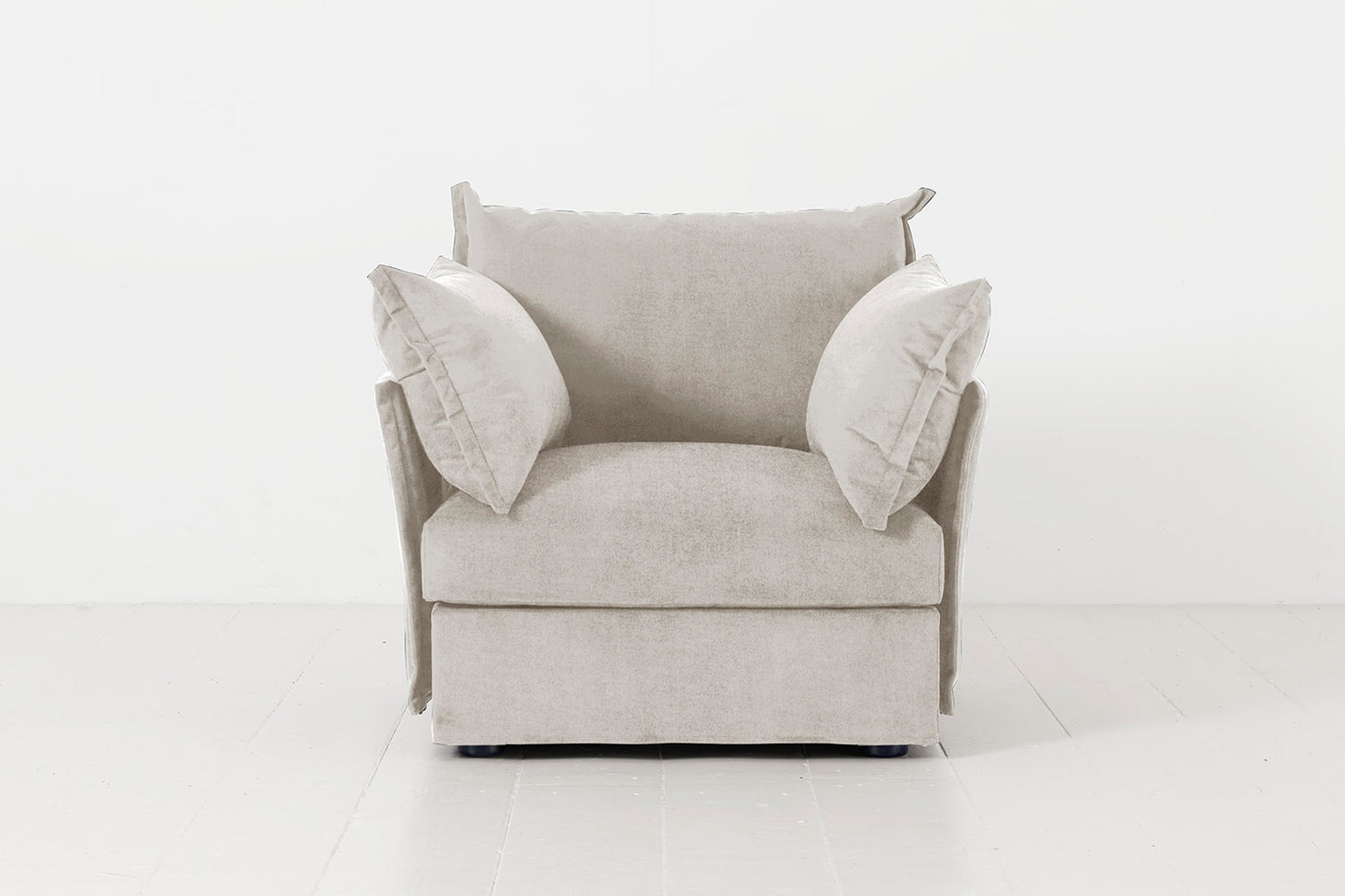 Model 06 Armchair, Chalk