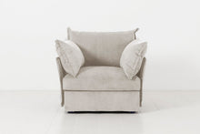 Model 06 Armchair, Chalk