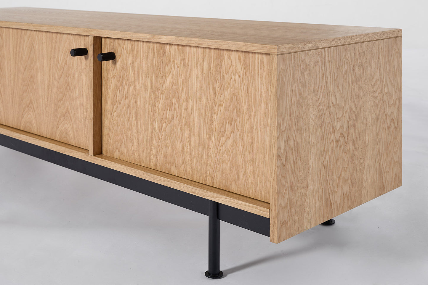 TV Unit 02