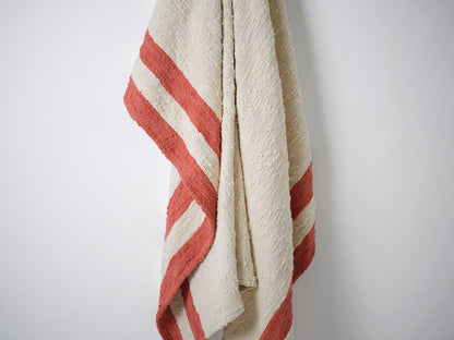 Throw 01, Red