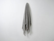 Throw 02, Light Grey